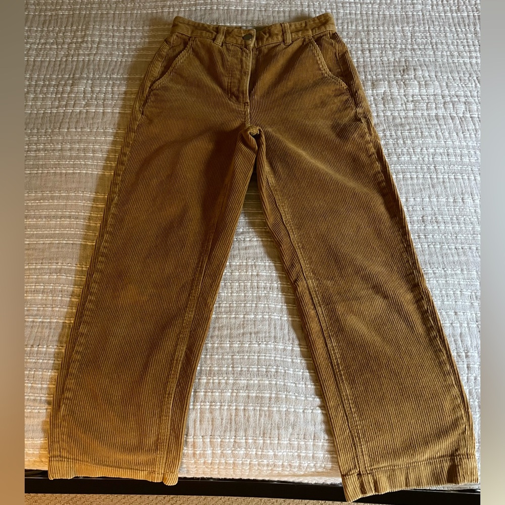 Everlane yellowish brown crop corduroy pants good used condition size 2